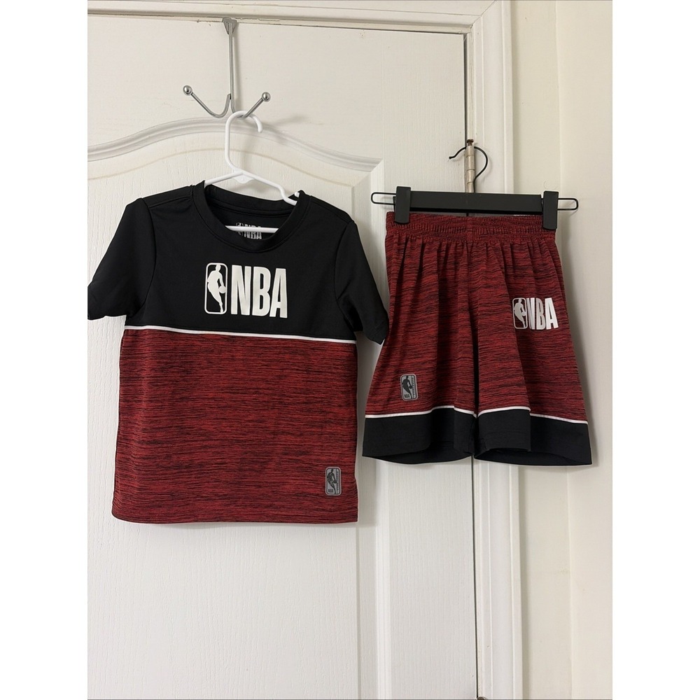 NBA Youth Boys 2pc Basketball Active Set, size 5-6 Red & Black